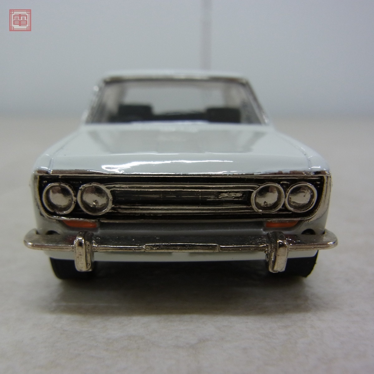 ファインモデル 1/43 No.3 日産 ブルーバード 1600 SSS P510 ミニカー