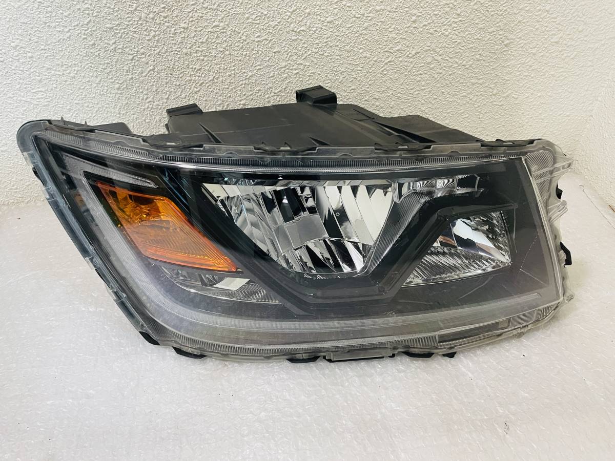 日野 レンジャー プロフィア LED 右ヘッドライト ジャンク品 KOITO 100 