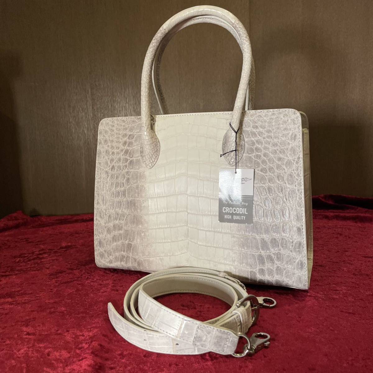 美品 マットクロコダイル ハンドバッグ 2way センター取り ターコイズブルー sankyo shokai（三京商会） スモールクロコダイル ハンドバッグ