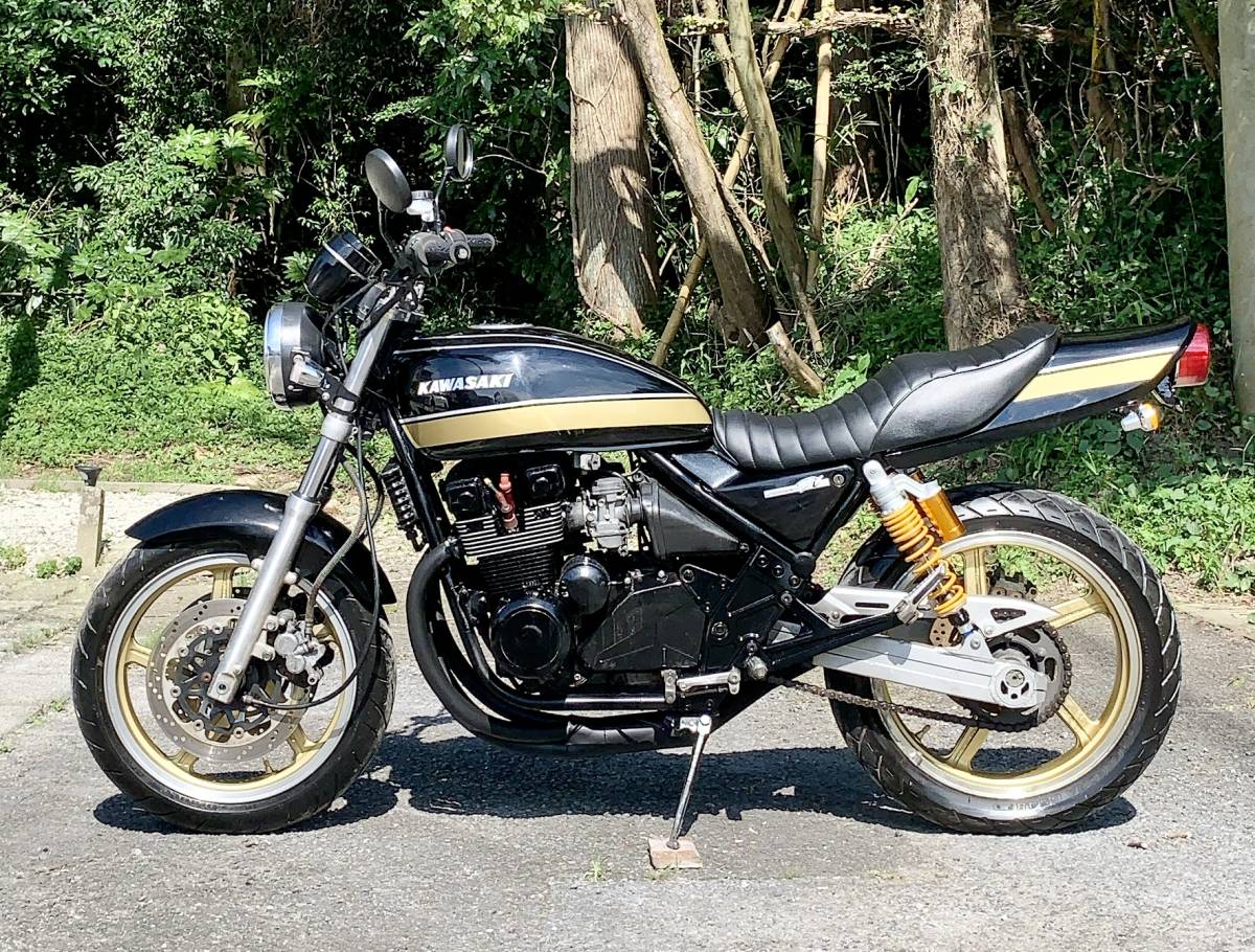 Kawasaki ゼファー400 C4 旧車 Z2タイガーライン 車検取立て Kawasaki ゼファー400 C4 旧車 Z2タイガーライン 車検取立て