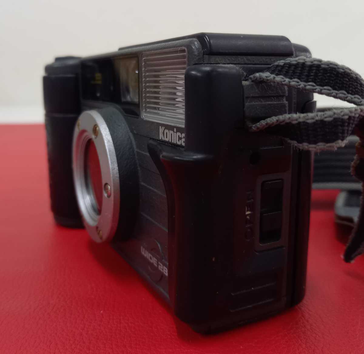 □A KONICA Off-Road WIDE28 現場監督 コンパクトフィルムカメラ 現状