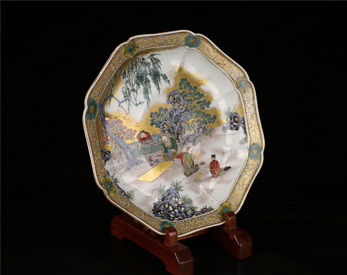 C8325 江戸時代 献上品 【九谷焼】 色絵山水人物文輪花大皿 径28.3cm