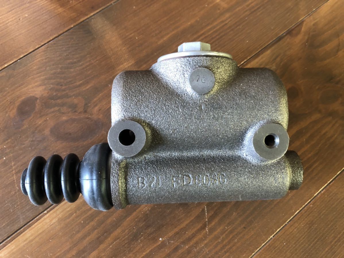 ジープ用ブレーキマスターシリンダー レッドライン REDLINE BRAKE MASTER RBM1J FD6086 size1