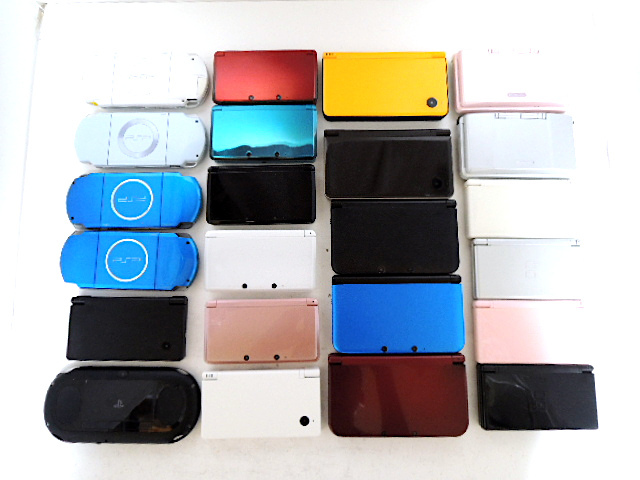 3DSLL、PSVita 3DS LL ps vita Playstation Vita Or Nintendo 3ds Xl