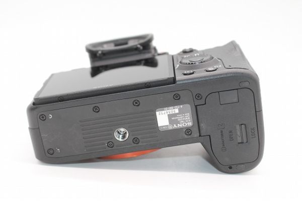 ■ジャンク■ソニー SONY デジタルカメラ α7III ボディ ILCE-7M3 ミラーレス一眼 #Z1270 SONY α7III ILCE-7M3 美品SONY (ILCE-7M3K) 予算30万〜の一生モノカメラフルサイズ