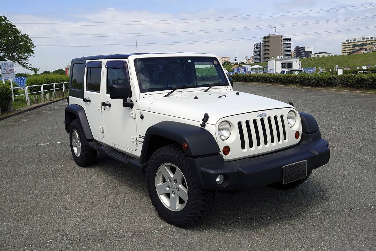 ジープ 花柄 jeep JLラングラー 純正グリル 2023年式 新車外し