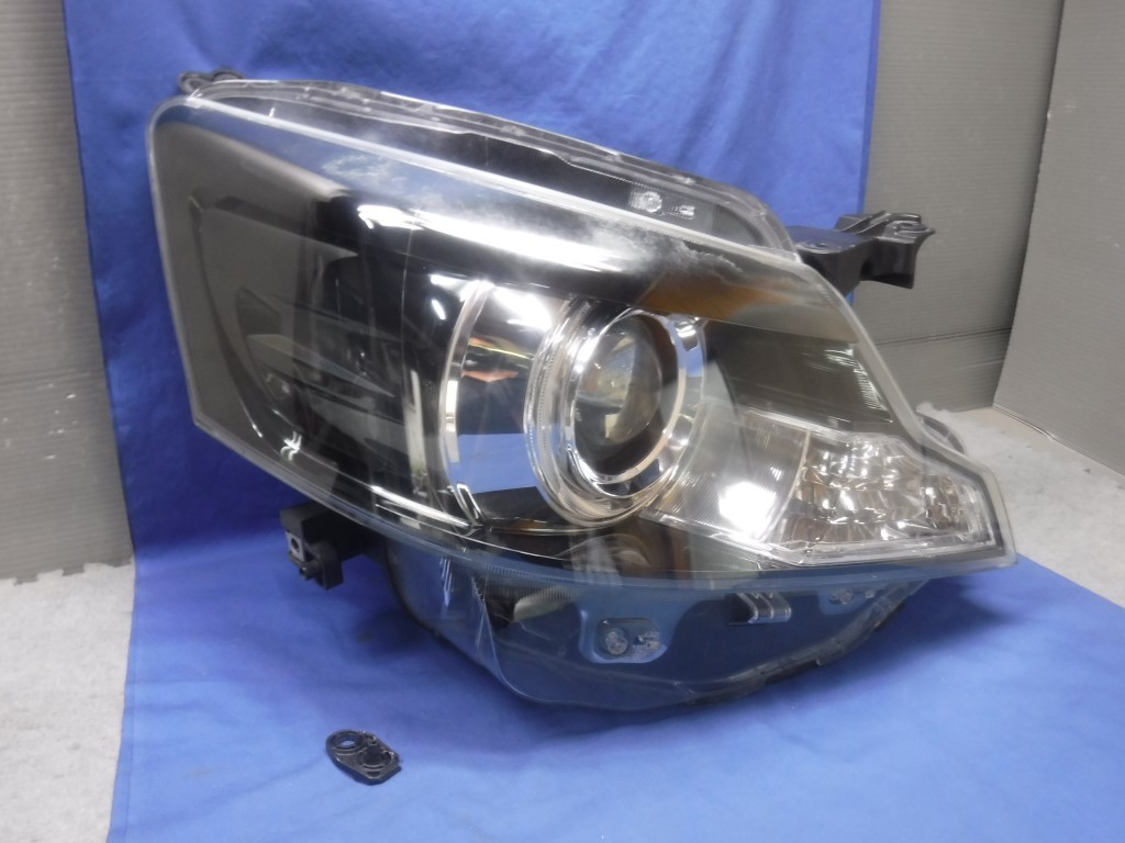 H26年式 スズキ スペーシア カスタム MK32S 純正 右 ヘッドライト ASSY