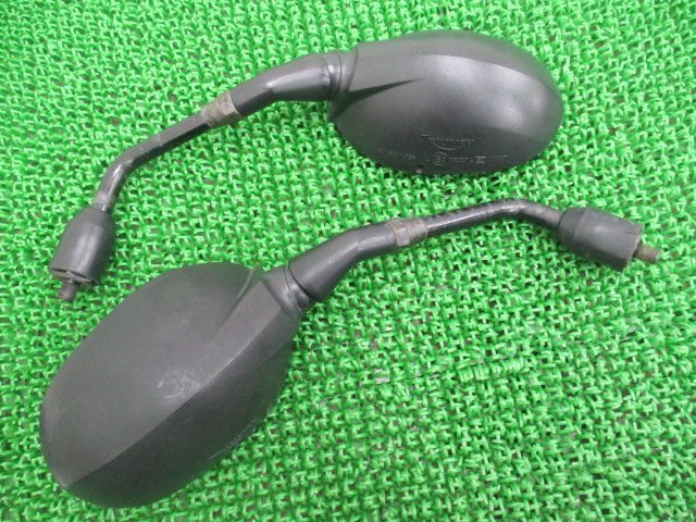 【最終価格・美品】新車外し 新品 未使用品トライアンフ 純正 ミラー 左右セット スピードトリプル ミラー 左右 001017 トライアンフ(TRIUMPH) 純正
