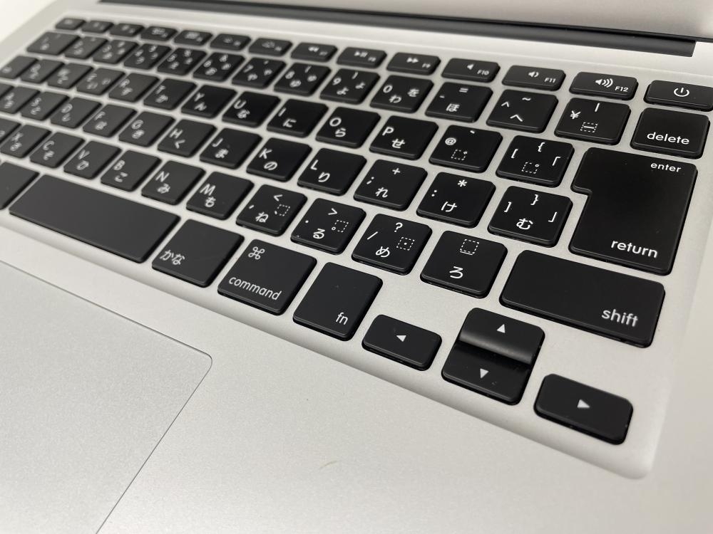 充電回数2桁 MacBook Air 13.3 8GB 256GB アップル商品の状態 【公式通販】