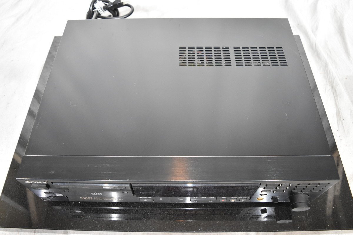 SONY ソニー DTC-300ES DATデッキ【ジャンク品】