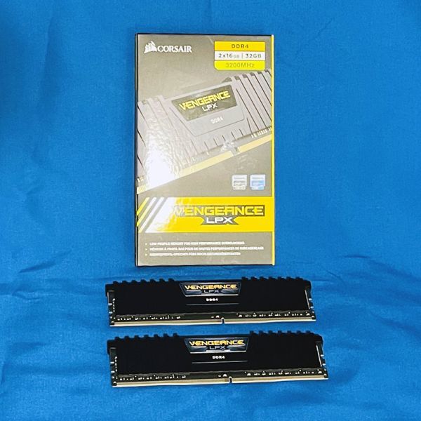 動き裏書スミ】CORSAIR DDR4-3200MHz 32GB [16×2] PCパーツ 動作確認済