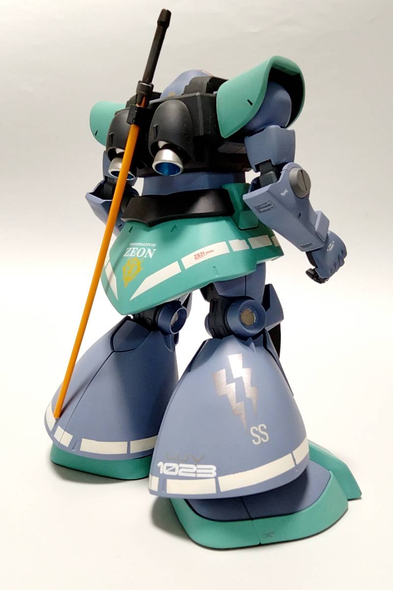 ガンプラ MG リックドム 1/100 塗装完成品