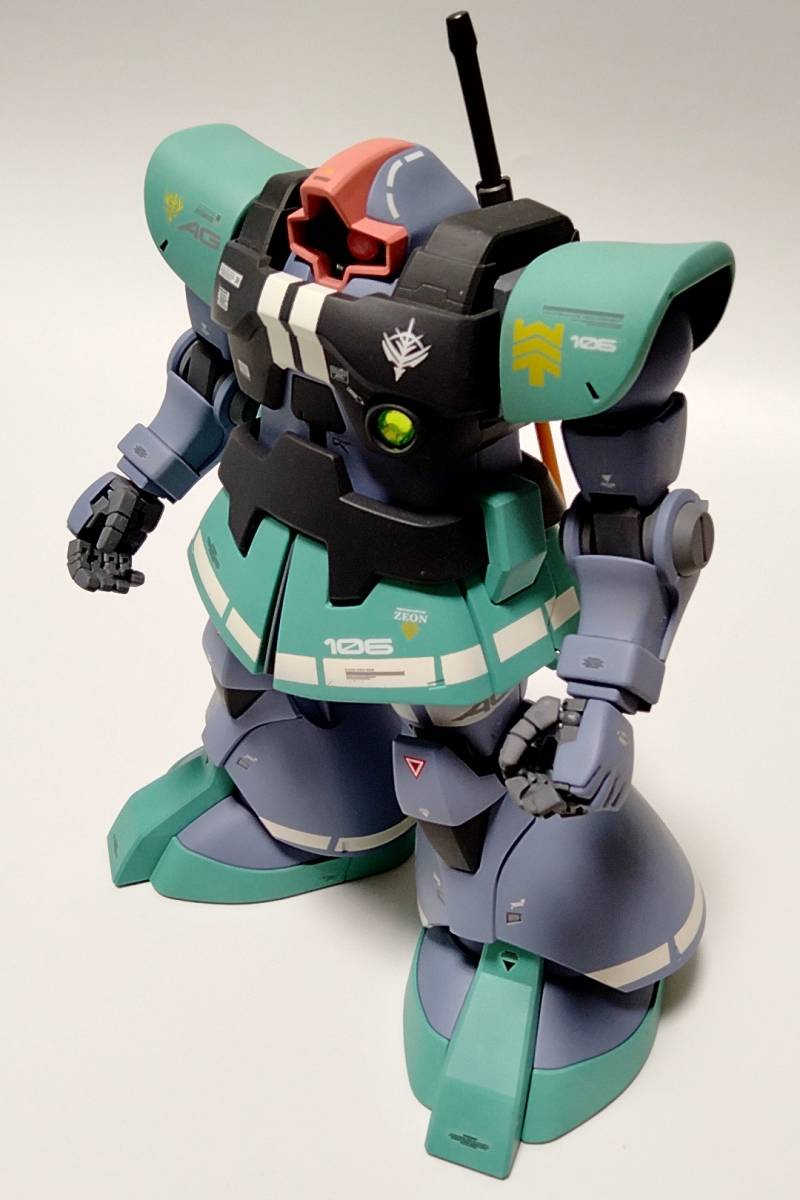 ガンプラ MG リックドム 1/100 塗装完成品