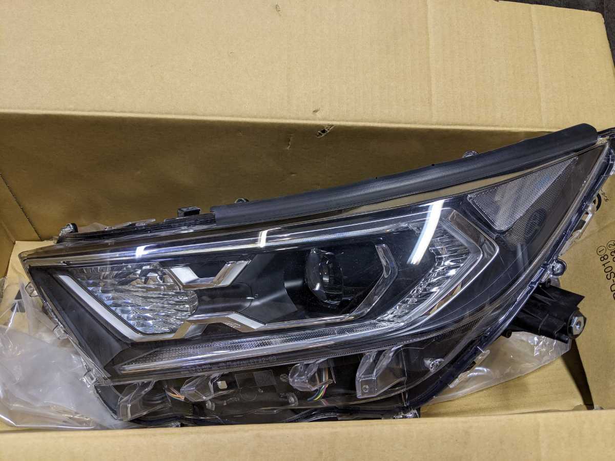 ステー折れなし 良品 トヨタ RAV4 ハイブリッド AXAH52/AXAH54 純正 