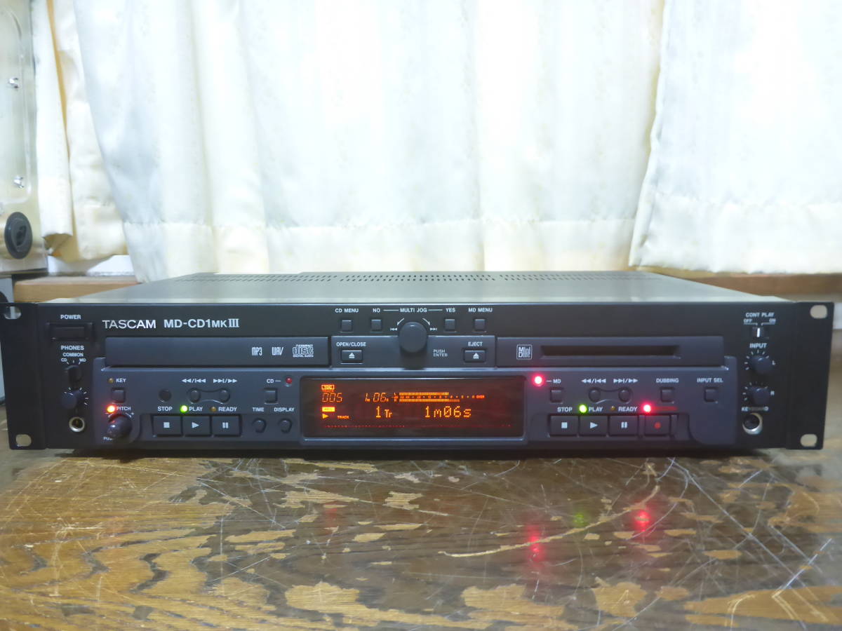 TASCAM タスカム MD-CD1MKⅢ 業務用CD/MDデッキ ディスプレイ