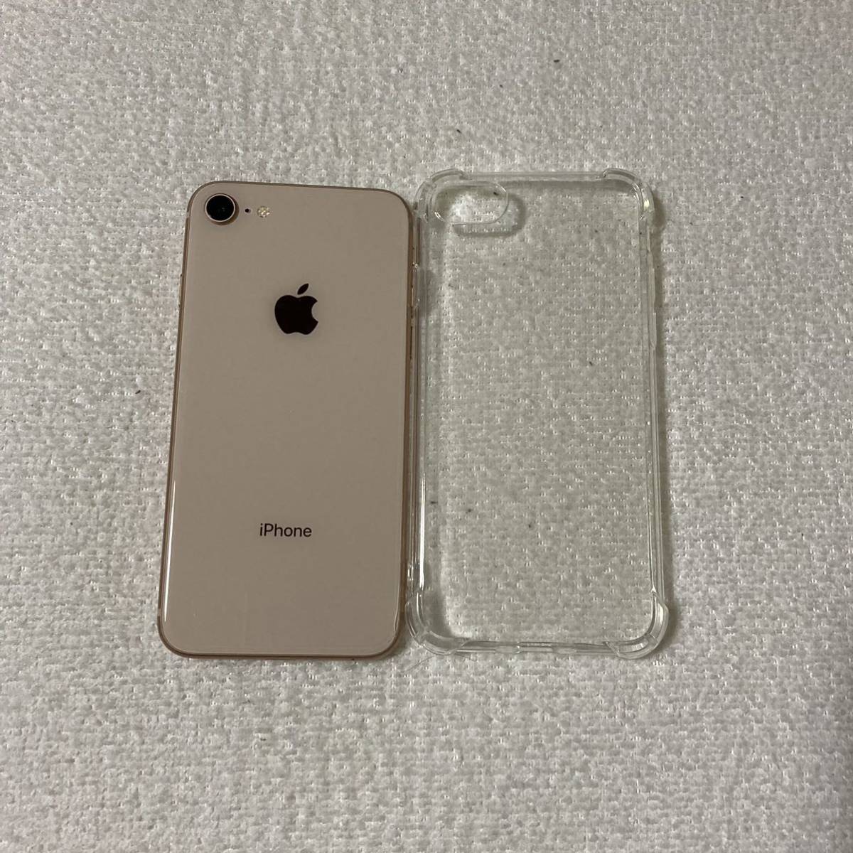 SIMフリー iPhone8 64GB ゴールド SIMロック解除済 バッテリー容量100