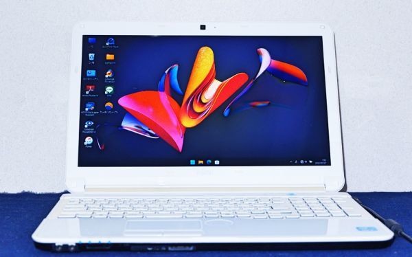 ☆究極PC・Windows11 (大容量1000GB)極上CPU Core i7/LIFEBOOK AH56