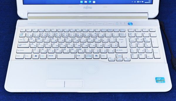 ☆究極PC・Windows11 (大容量1000GB)極上CPU Core i7/LIFEBOOK AH56