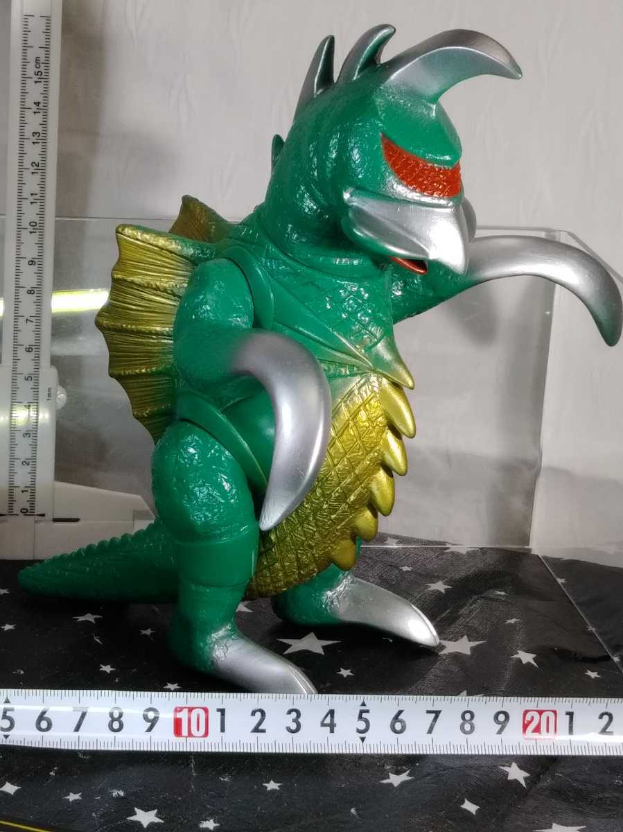 ブルマァク、1992年製品「ガイガン」2期版ソフビ人形