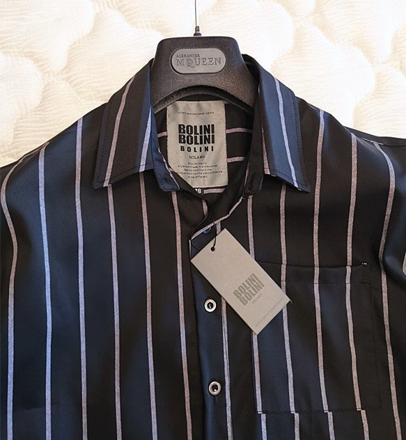 貴重【新品】22万円 ミラノ発 BOLINI 最上級ナッパ 牛革レザー  