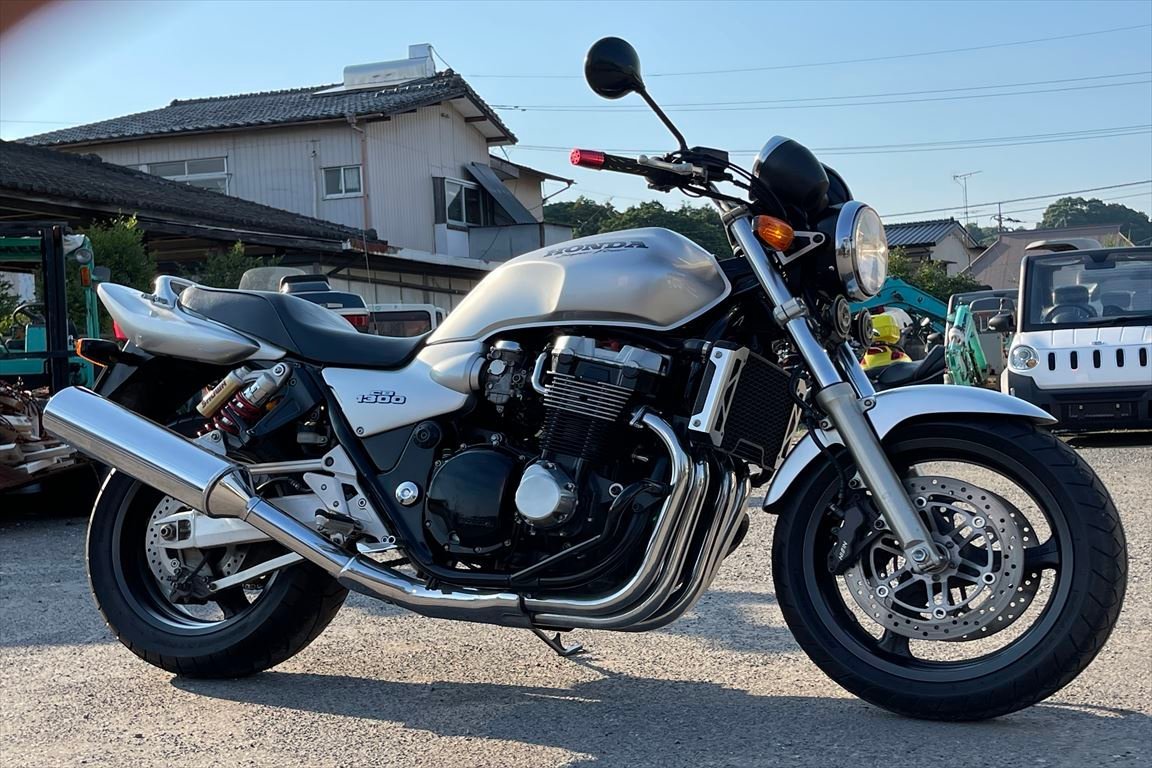 CB1300SF 売り切り！☆始動動画有☆エンジン好調！車検付令和5年4月迄