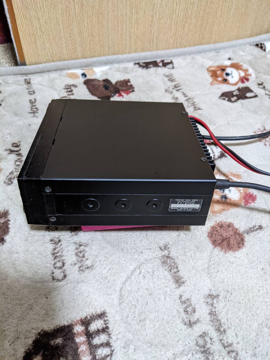 YAESU FT-4700 144/430M DUAL BAND FMトランシーバー マイク、 DC