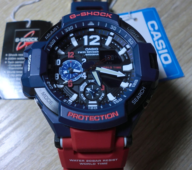 未使用展示 お宝 カシオ ジーショック GA-1100-2ADR 方位温度計測可能  