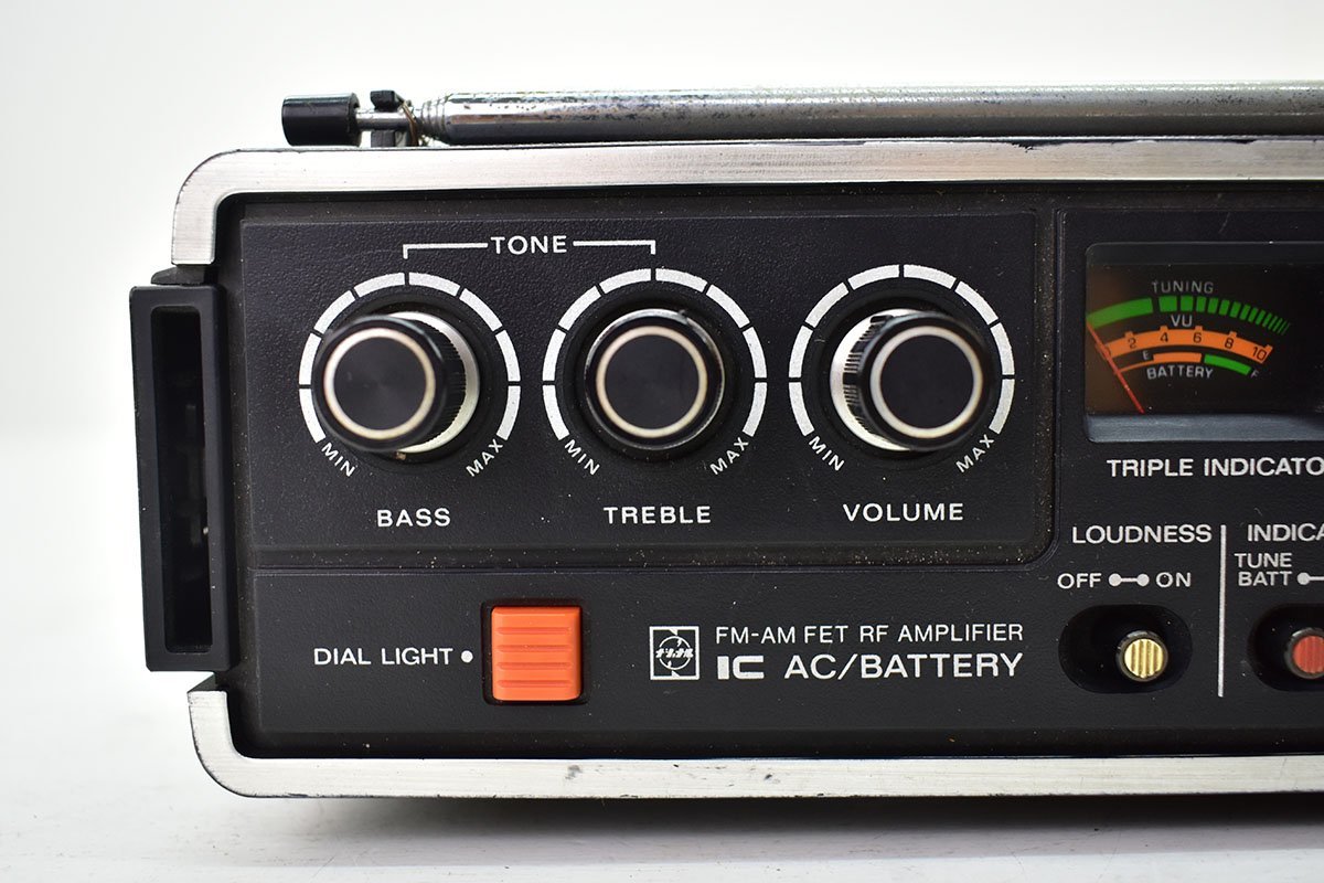 National Panasonic RF-888 COUGAR BCLラジオ[ナショナル