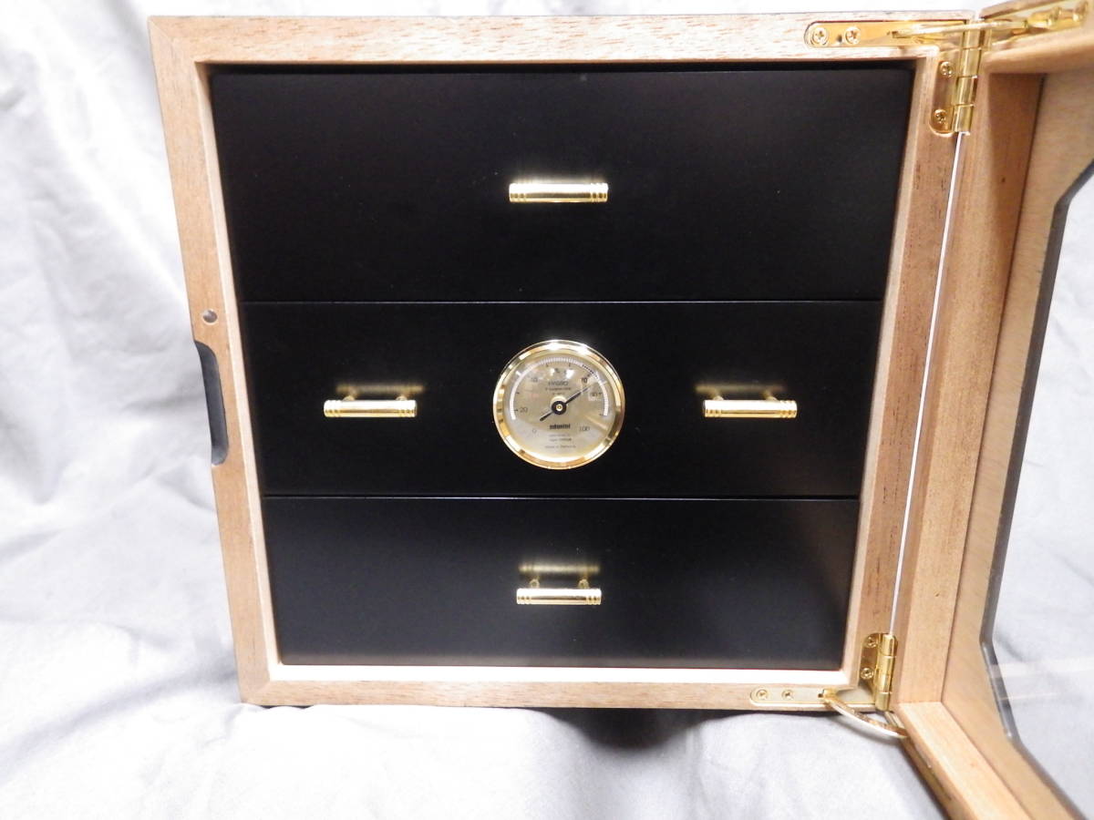 Medium Chianti Deluxe Humidor ミディアム デラックストレイ 