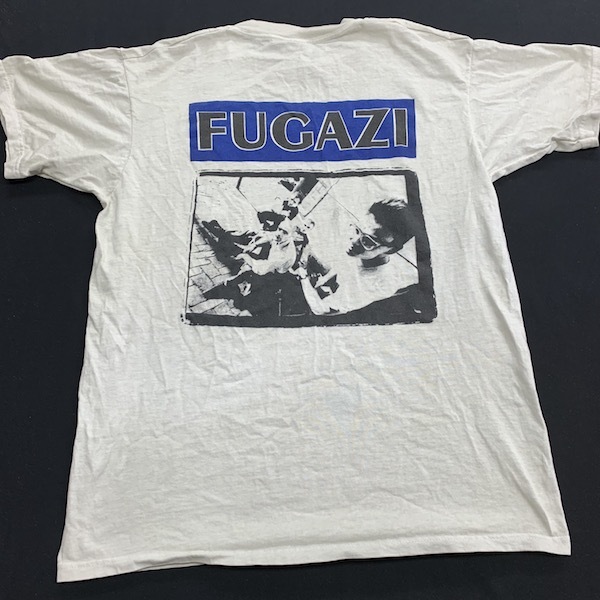  FUGAZI Tシャツ 90s USA ヴィンテージ フォトプリント フガジ イアンマッケイ Minor Threat BLACK FLAG ロックT バンドT(Tシャツ)｜売買されたオークション情報、yahooの商品情報をアーカイブ公開 - オー Tシャツ