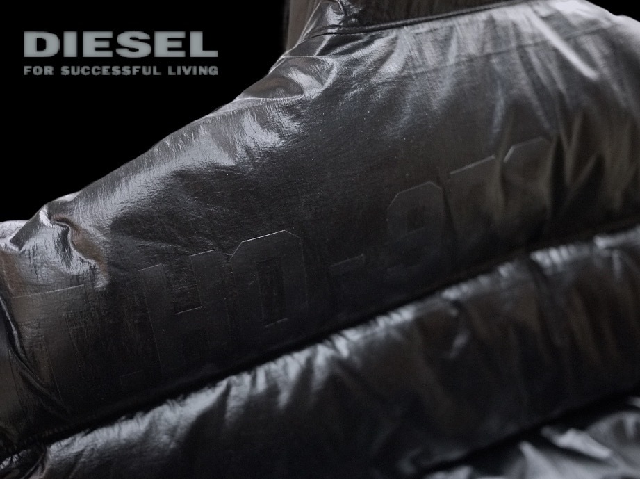 高機能中綿素材 定価約4.5万 新品 M/DIESEL A01590-W-NORTH VEST 3M THINSULATE ディーゼル シンサレート ビッグショルダー ベスト