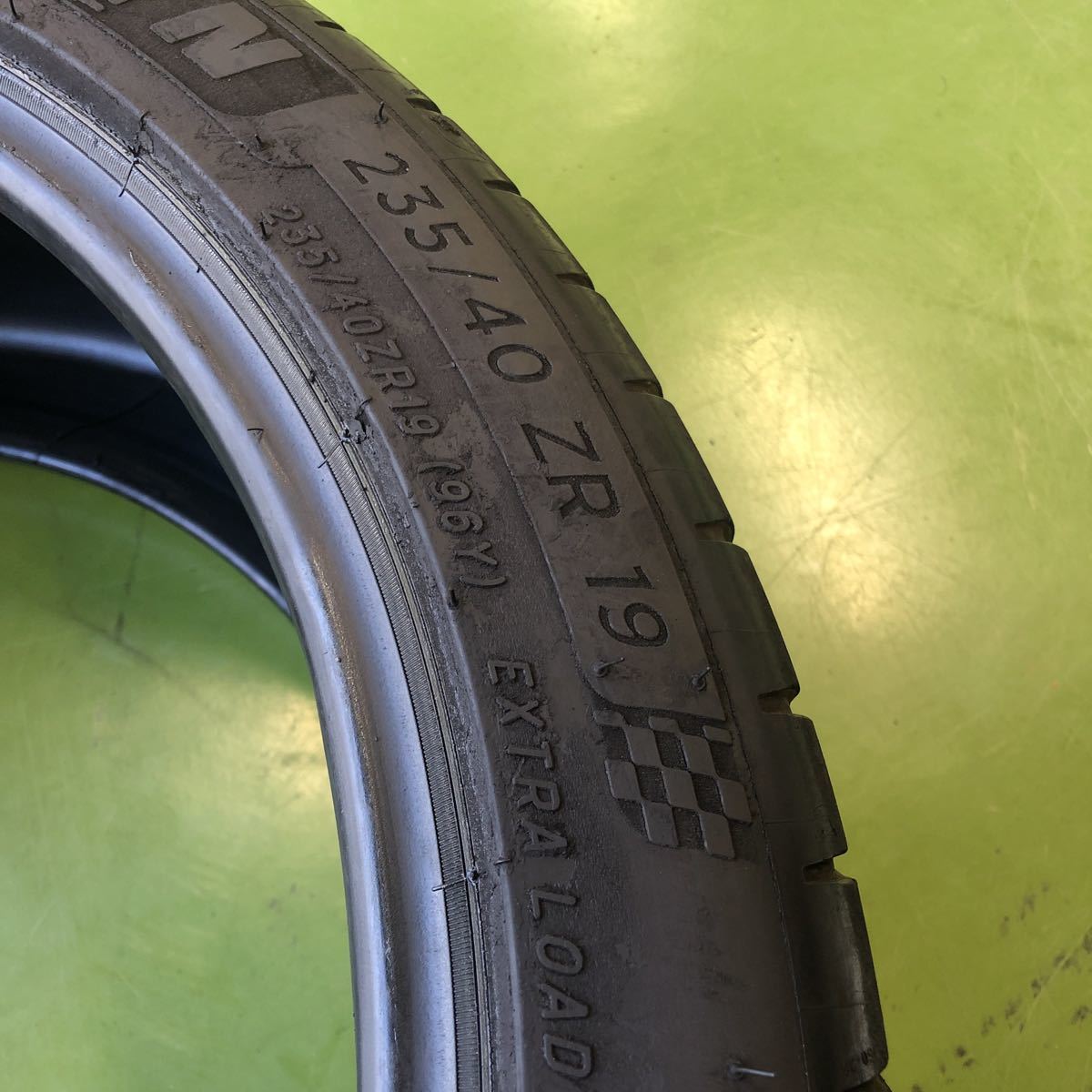 PILOT SPORT XL ミシュラン 0 パイロット スポーツ MICHELIN (88Y) 4S S Michelin [並行 4Sの中古が安い！激安で譲ります 225&frasl;35ZR19 鬼グリップのミシュラン「パイロットスポーツ4S