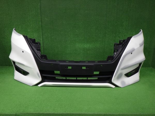 34901 セレナ ハイウェイスター C27 前期 フロントバンパー