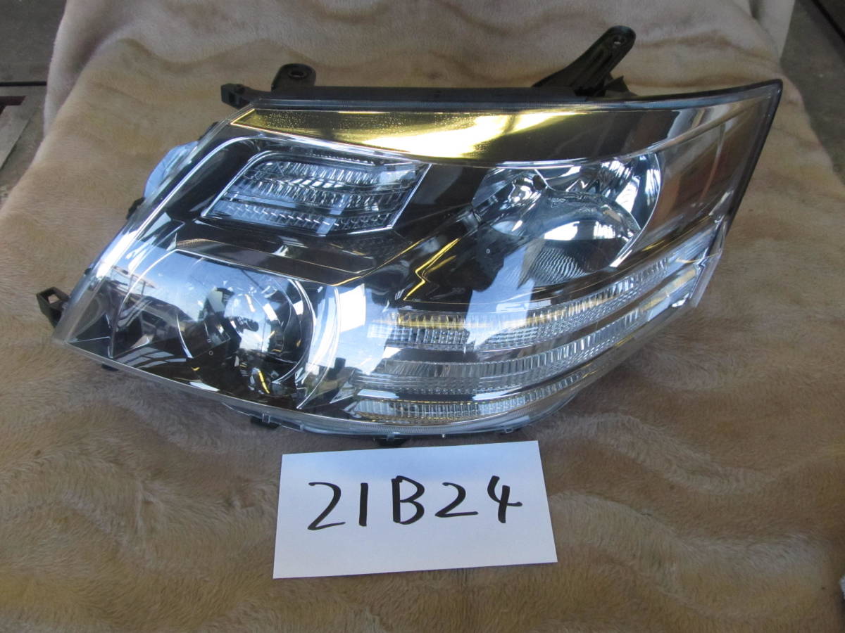 トヨタ純正 AGH30W アルファード 【中古品】トヨタ アルファード