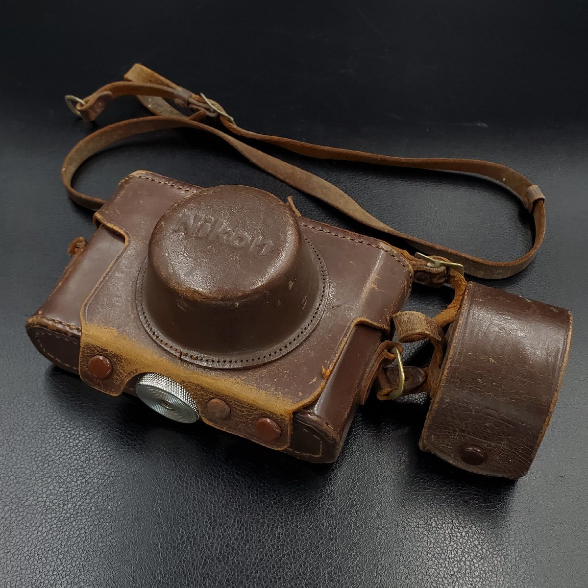【宝蔵】時代 アンティーク レトロ フィルムカメラ NIPPON KOGAKU TOKYO 6115544 Nikon ジャンク品 レトロ カメラ レトロポップカメラ入門 双眼鏡 昭和 撮影用小道具