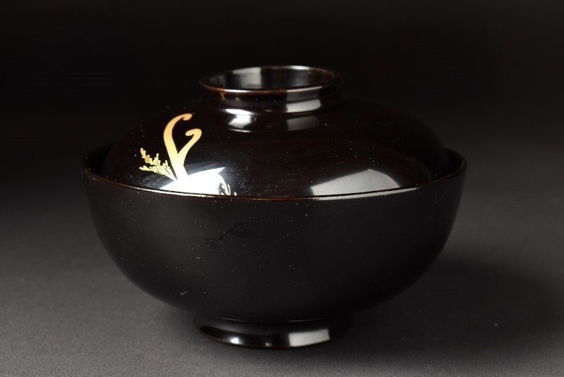 吸物椀 CL14 | 時代木製漆器 朱塗 黒塗 二客 金蒔絵 森