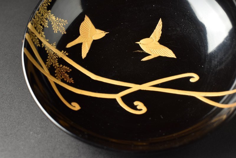 CL14 時代木製漆器 森に鳥 金蒔絵 吸物椀 二客 黒塗 朱塗 闇絵 吸物椀 CL14 | 時代木製漆器 朱塗 黒塗 二客 金蒔絵 森