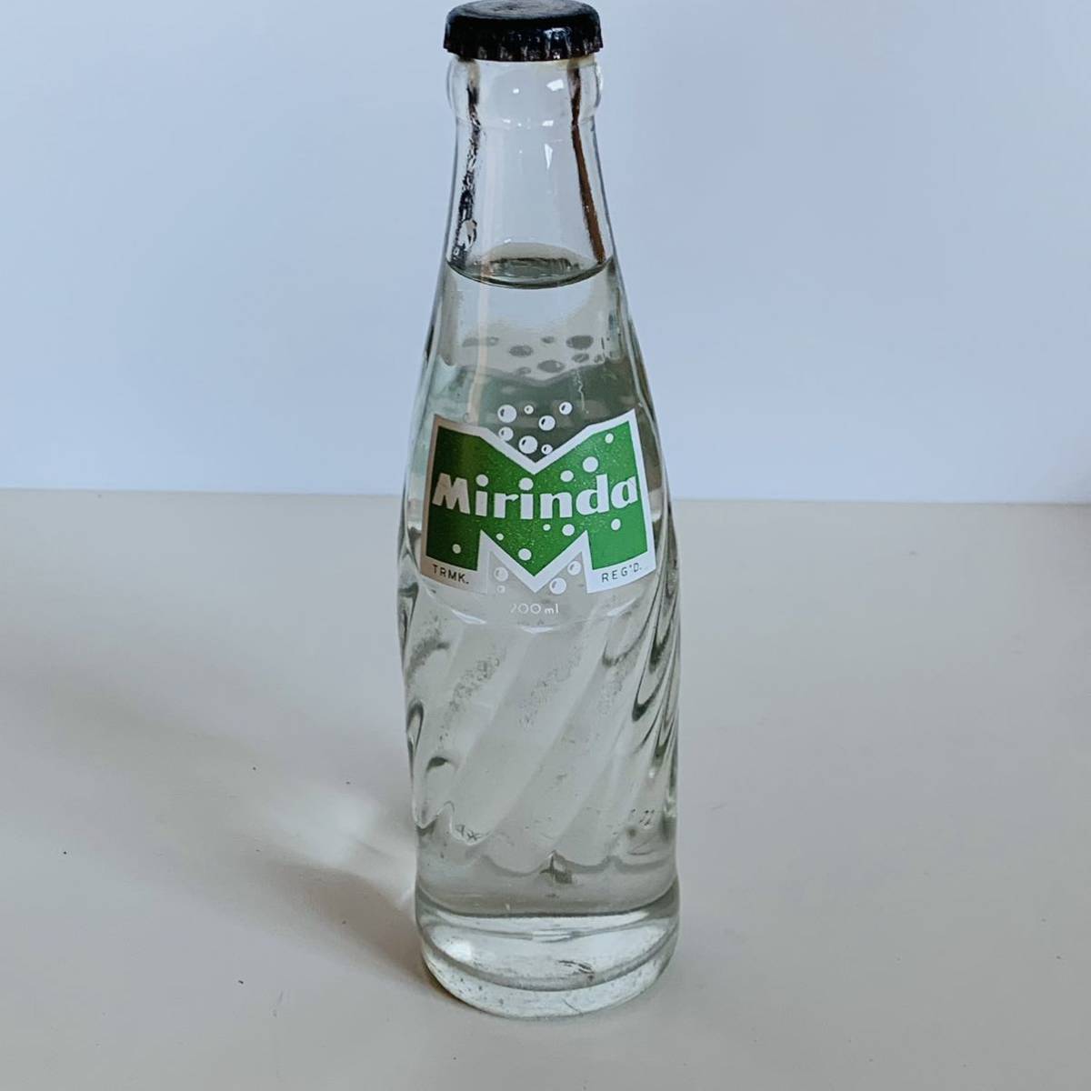 ミリンダ Mirinda 当時物 保管品 中身入り 200ml ビンテージ 