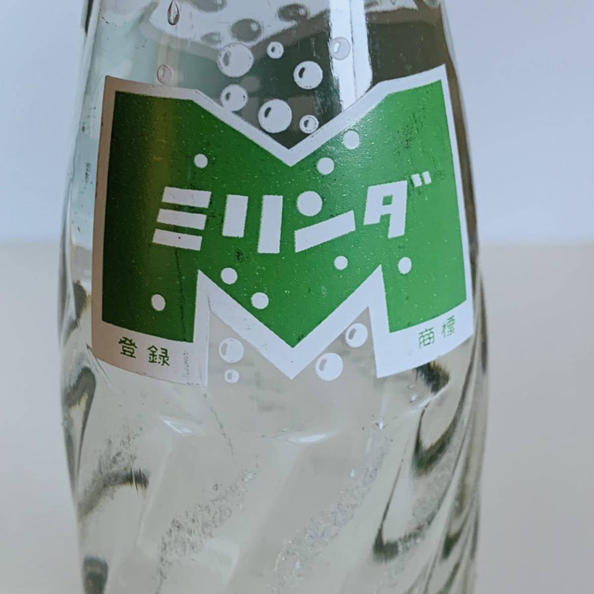 ミリンダ Mirinda 当時物 保管品 中身入り 200ml ビンテージ コレクション 昭和レトロ 瓶ジュース(その他)|売買された ...