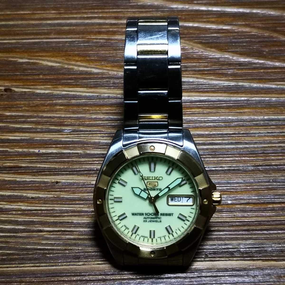 SEIKO ファイブ 7S36 00F0 全面蓄光 MADE IN JAPAN ジャンク品 