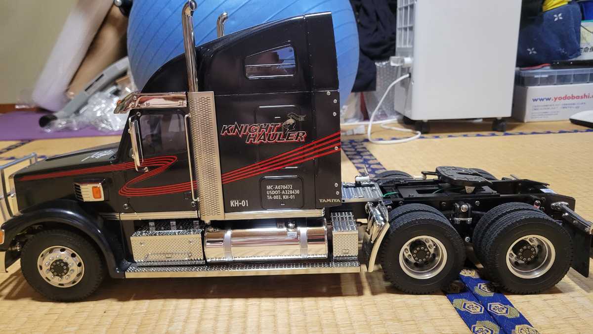 タミヤ1/14 ナイトハウラー フルオペレーション タミヤ 1/14 電動RCビッグトラックシリーズ トレーラーヘッド ナイト