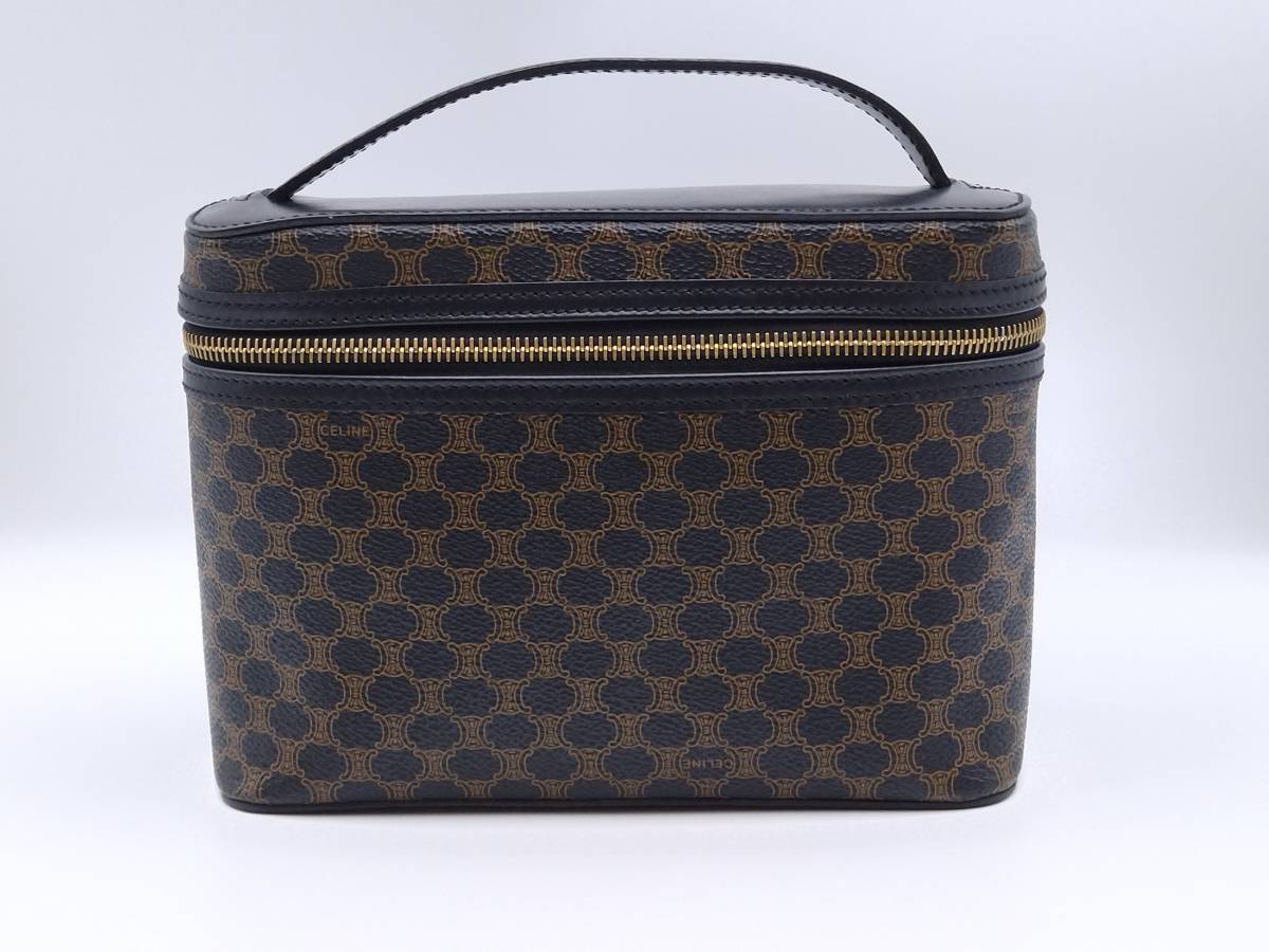 お買い得 セリーヌ マカダム柄 ハンドバッグ バニティバッグ PVC レザー ブラック 2416(ハンドバッグ)｜売買されたオークション情報、yahooの商品情報をアーカイブ公開 - オークファン かばん、バッグ