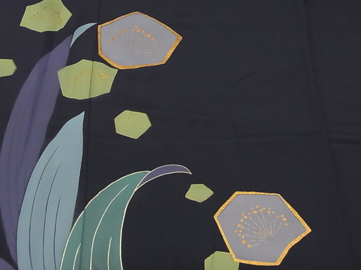 着物屋こころ□豪華振袖 草花文 金彩 着丈 160cm 裄 65cm 正絹 逸品 B