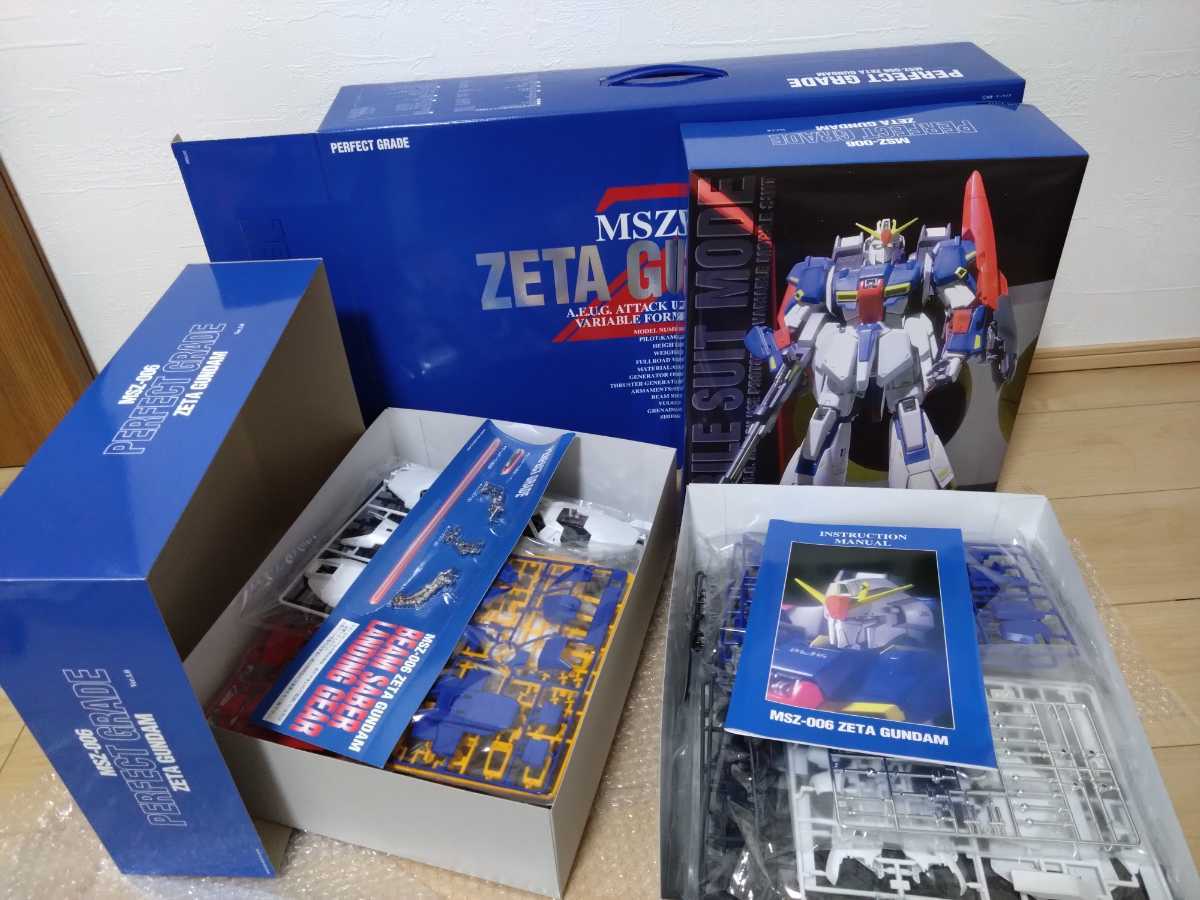 PGガンダム 限定クロムメッキバージョン　パーフェクトグレード　1/60 未組立 ZガンダムPG（パーフェクトグレード）1/60キット 未使用未組立て