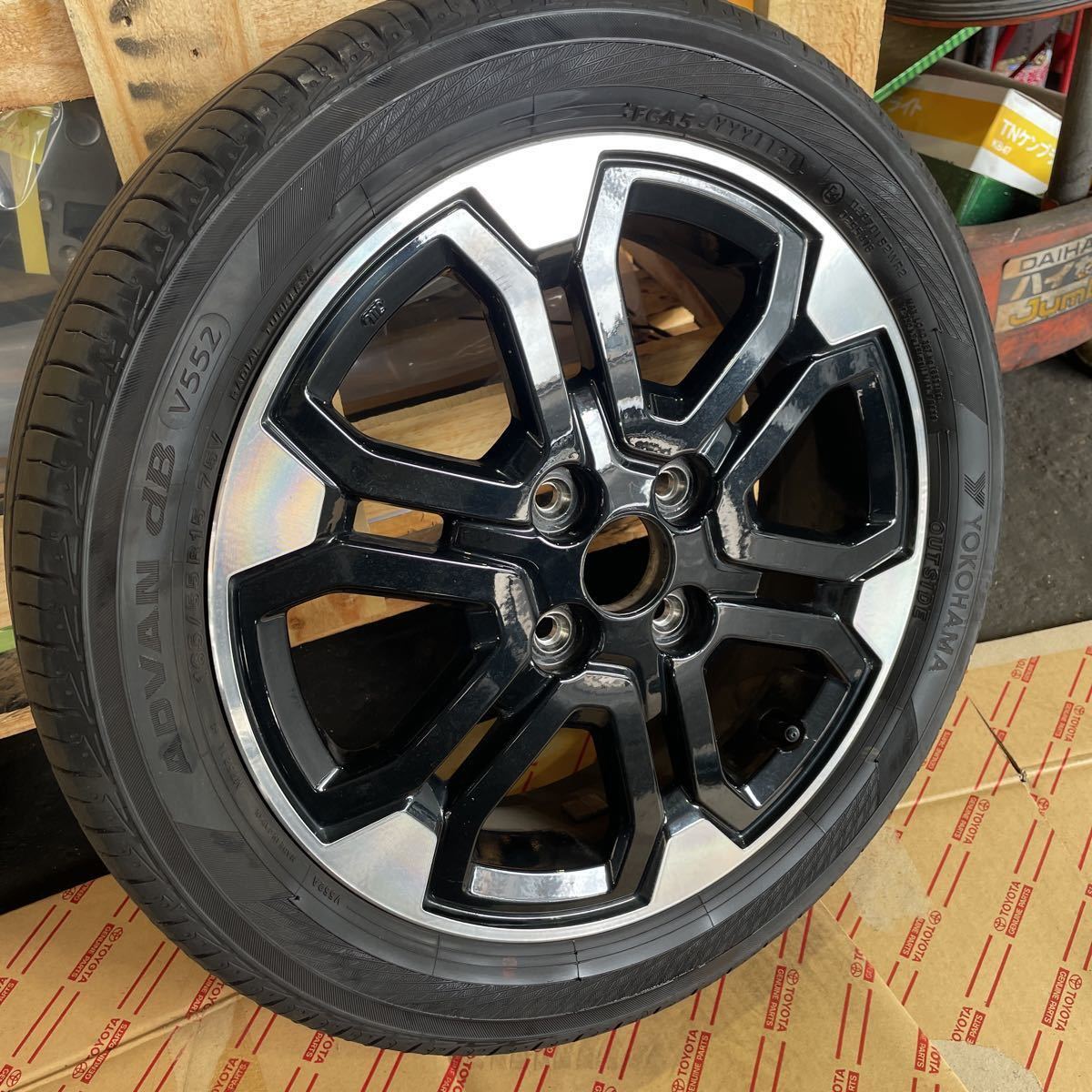 ダイハツ純正 ムーブ ウェイク等 15インチ ホイール 165/55R15バリ山 