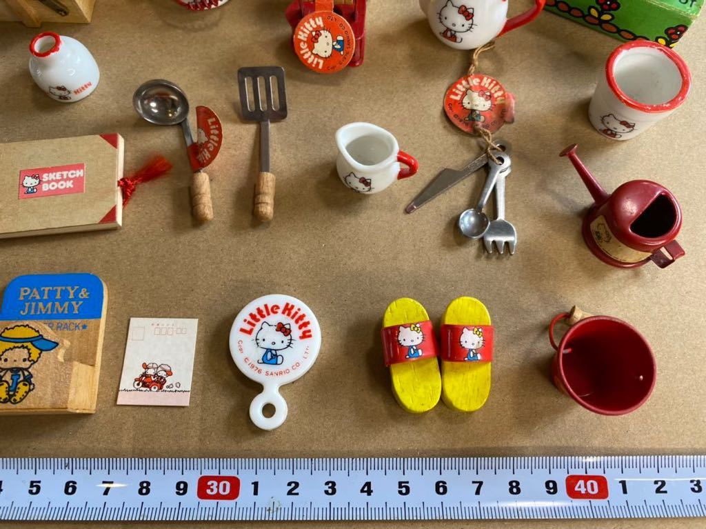 サンリオ リトルキティ ミニチュアコレクション まとめて 33種