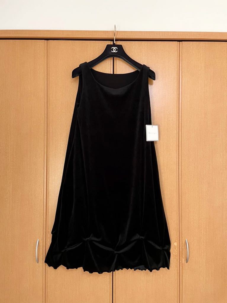  フォクシー デイジーリン ワンピース黒(ワンピース)｜売買されたオークション情報、yahooの商品情報をアーカイブ公開 - オークファン 女性用