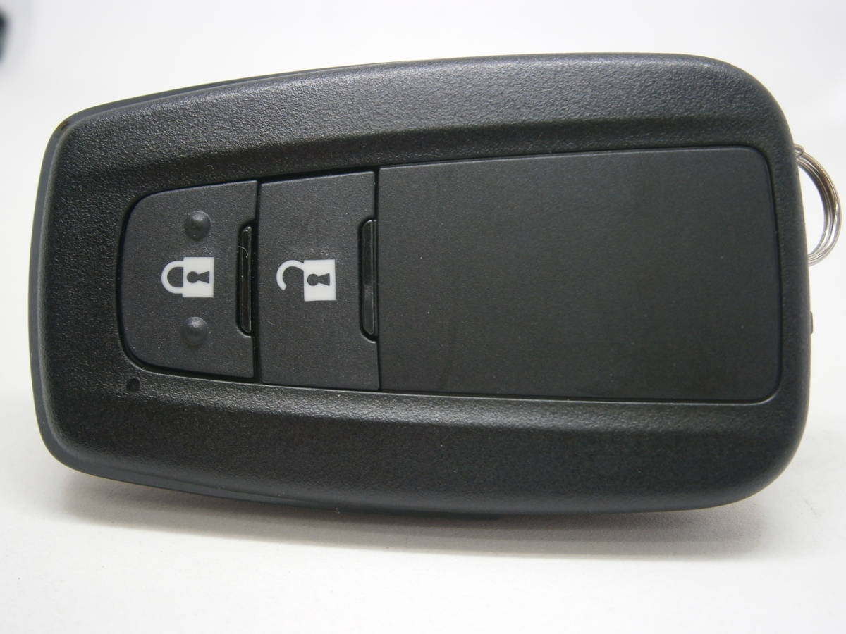 スマートキー トヨタ 基盤 007 61E366-0020 初期化済 純正 CH－R C-HR 初期化済トヨタ純正 スマートキー2ボタンCHR基盤番号61E366-0020 新品電池サービス⑦ 007-AE0025 50系エスティマ（AHR20系含む） 中古スマートキー 後期型
