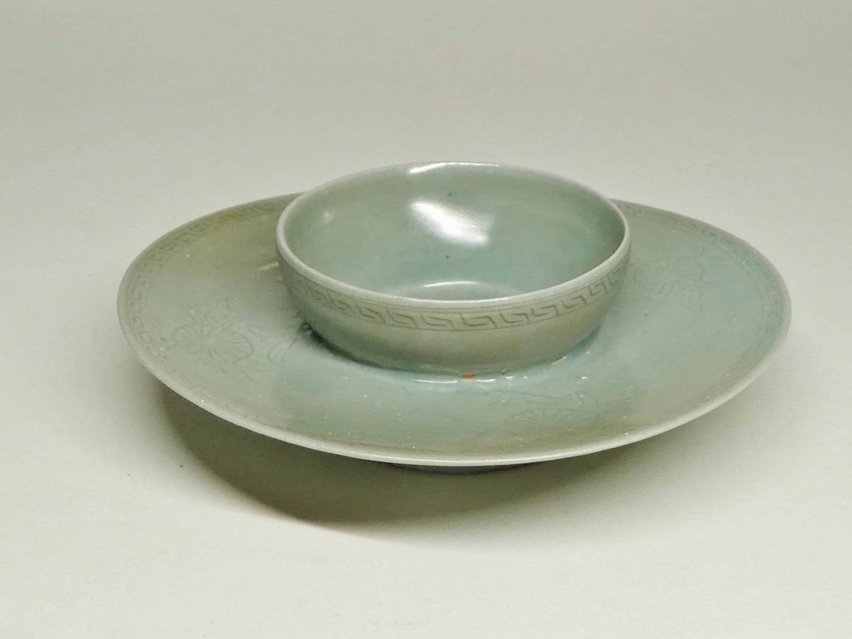 古伊万里陰刻鳳凰模様青磁菓子器 【公式通販】