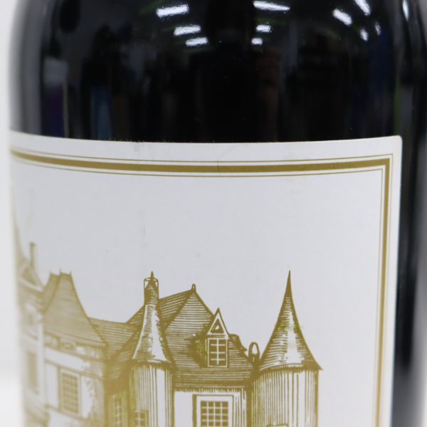CHATEAU HAUT-BRION（シャトー オーブリオン）2001 13.5％ 750ml